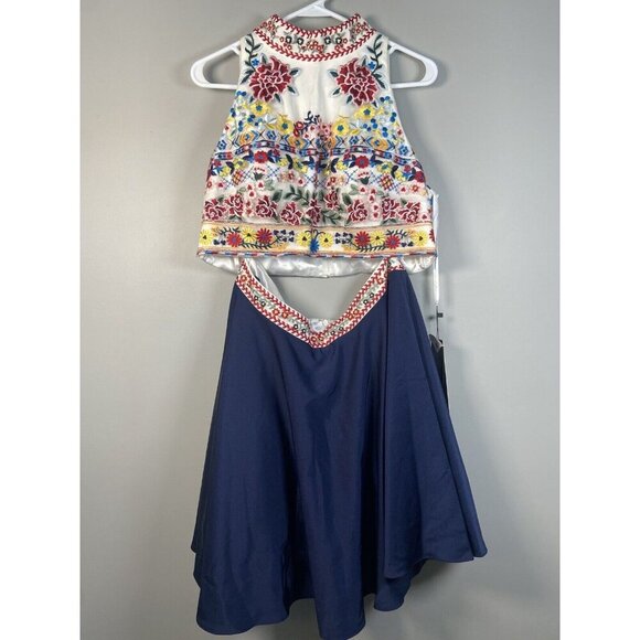 For You DRESS Size XXL White Blue EMBROIDERED 2 Piece Skirt Crop Top Pageant NWT - Picture 5 of 16